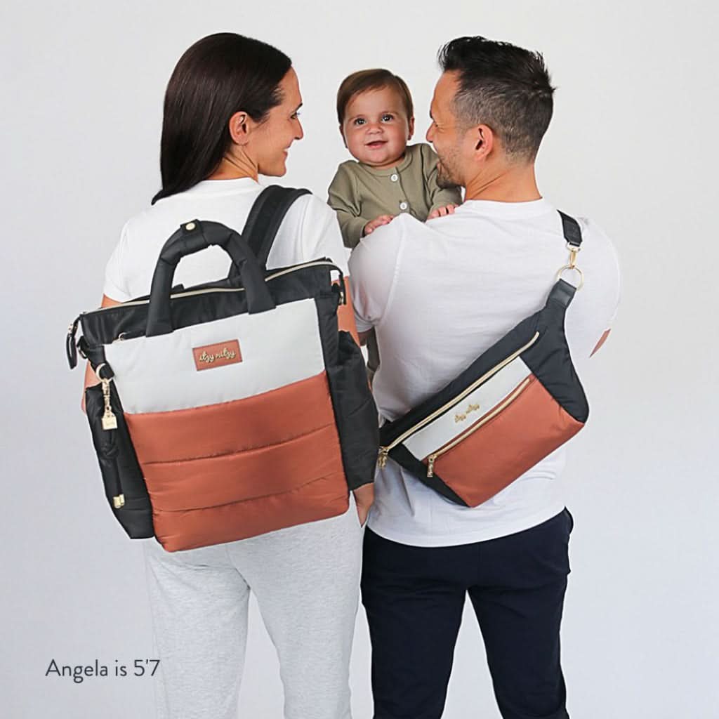 Dream ConvertibleTM Diaper Bag - Image 10