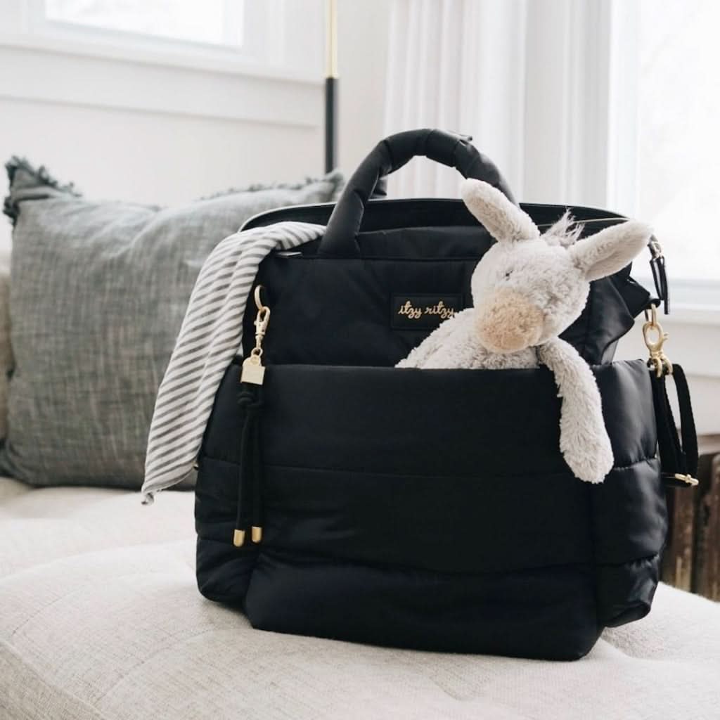Dream ConvertibleTM Diaper Bag - Image 11