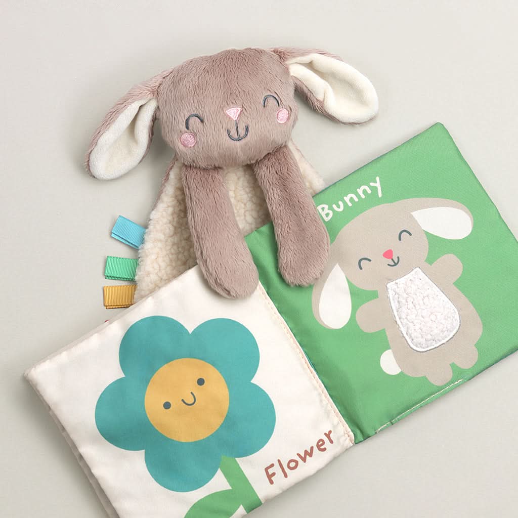 Itzy Learn & Snuggle Gift SetTM - Image 3